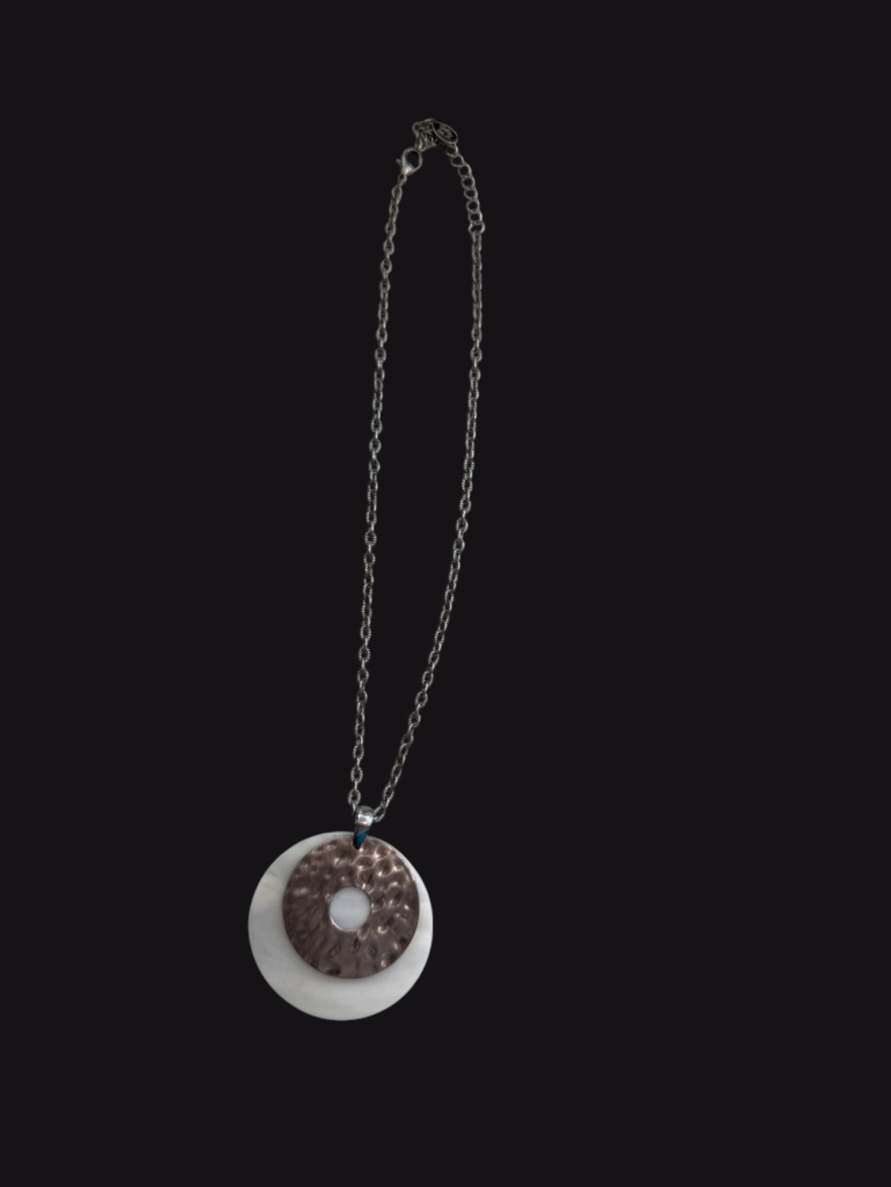 Modern Mixed‑Metal Pendant Necklace – Hammered Silver & White Disc Design